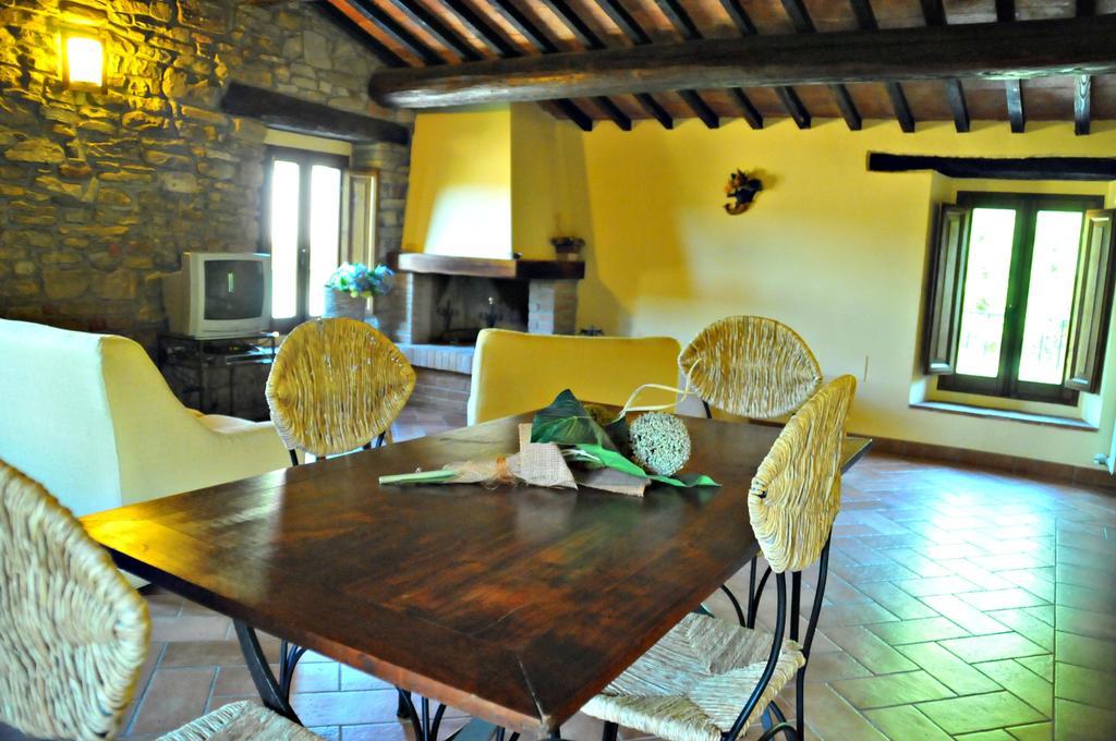 Agriturismo Popolano Di Sotto Marradi Habitación foto