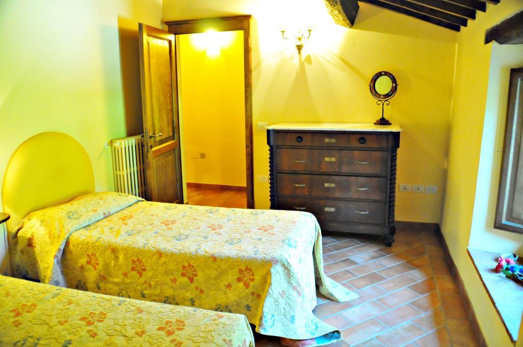 Agriturismo Popolano Di Sotto Marradi Habitación foto